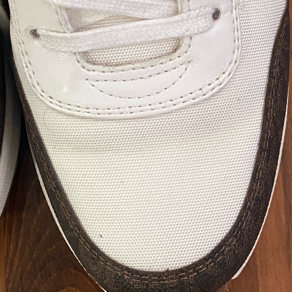 Michael Kors Women’s Wedge Sneakers. Size: 8.5
Gently used great condition. 🤎 - Picture 4 of 14